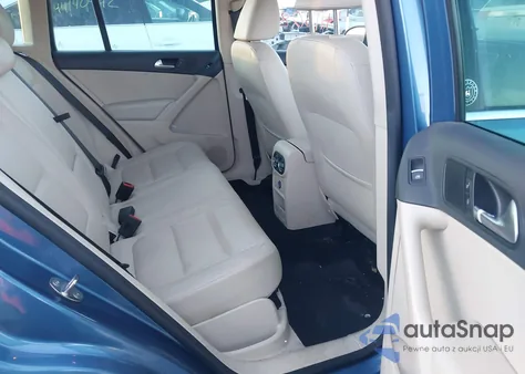 2017 Volkswagen Tiguan 2.0T Wolfsburg Edition from USA, damaged, VIN WVGSV7AX2HW509624